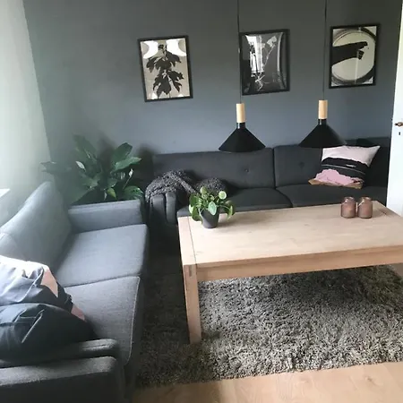 Lejlighed Hus Ved Skov